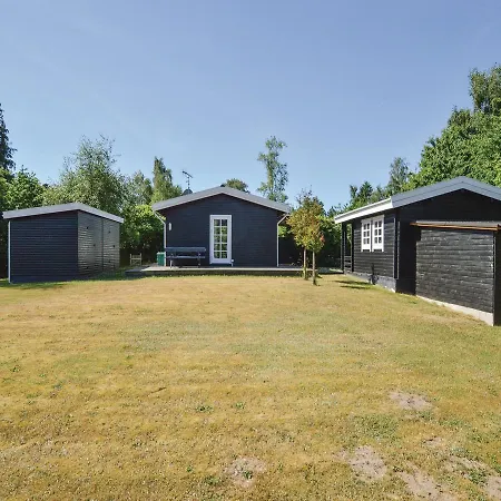 Two-bedroom Holiday In *