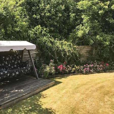 Two-bedroom Holiday In *