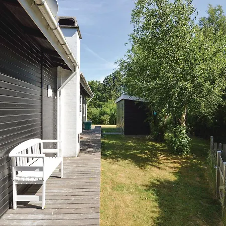 Two-bedroom Holiday In * Vig